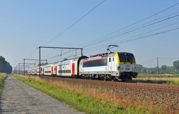 Train SNCB Bruxelles-Luxembourg